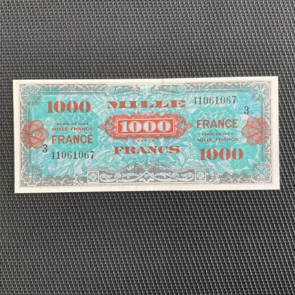 FRANCE: 1000F « France » 1945, série 3, VF27-03, SUP/XF