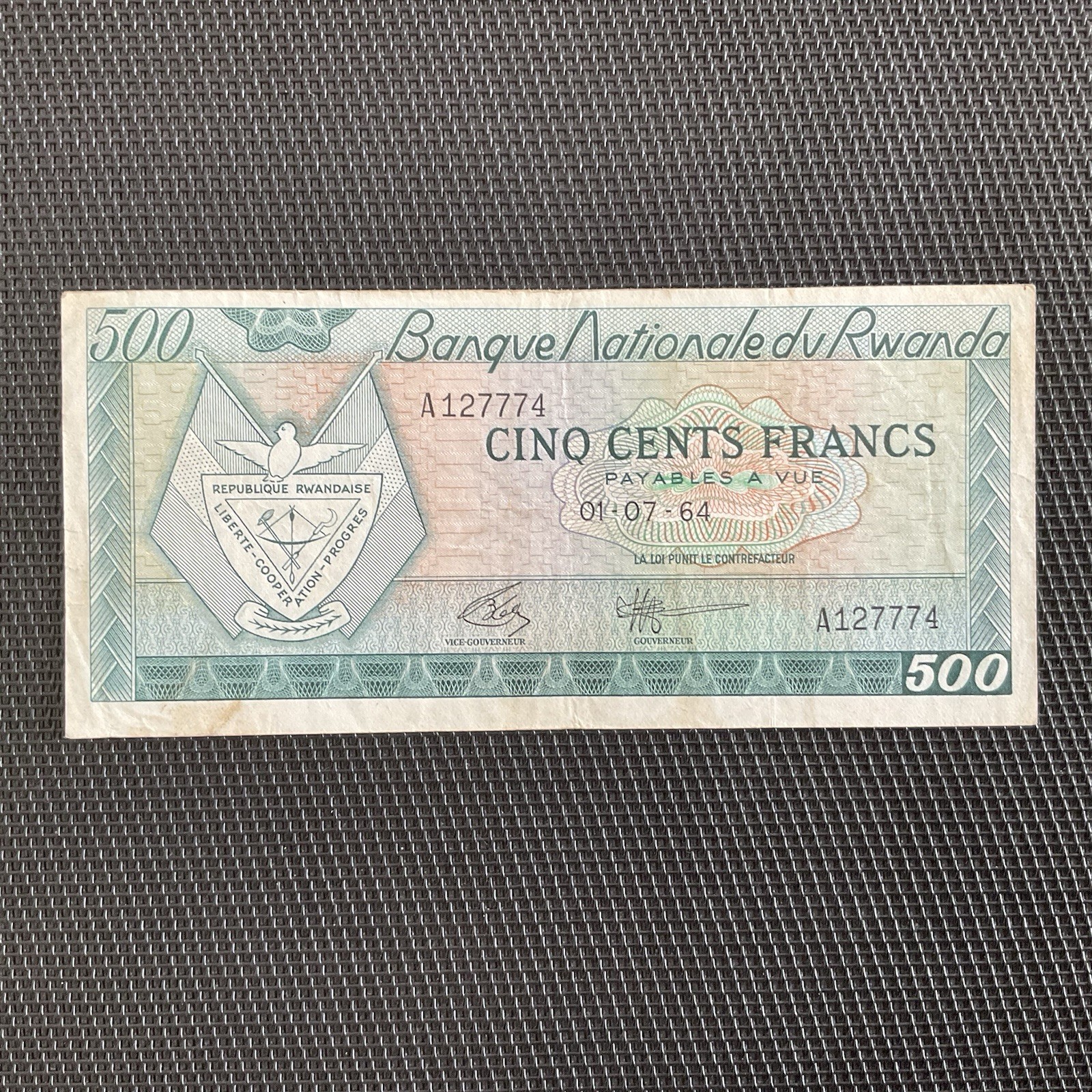 RÉP. DU RWANDA: 500 Francs 01/07/1964, Pick 9a, TTB/VF 🔥