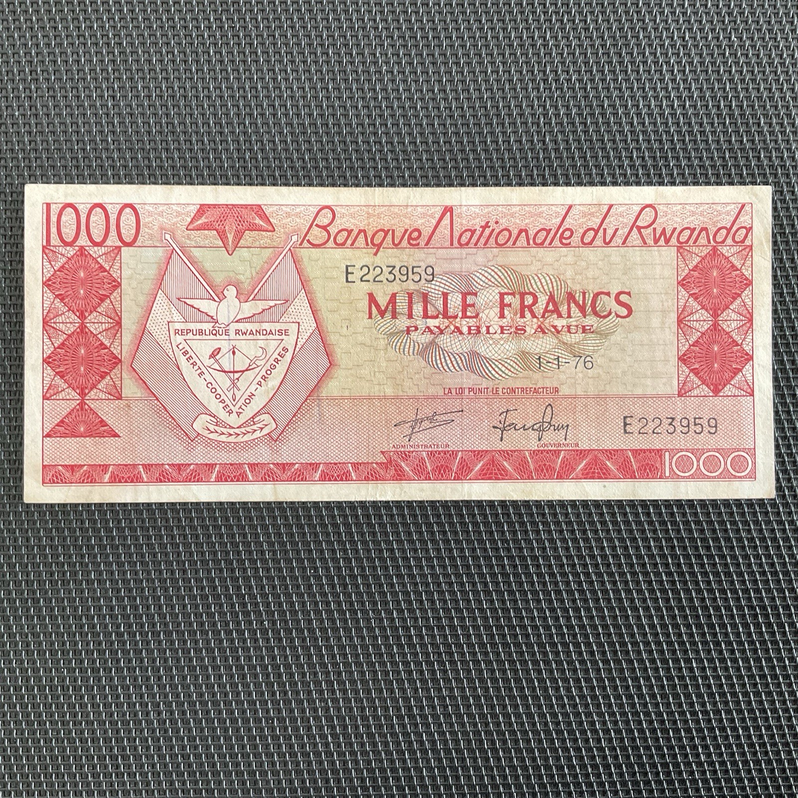RWANDA: 1000 Francs 01/01/1976, Pick 10c, TTB+/VF+ 🔥