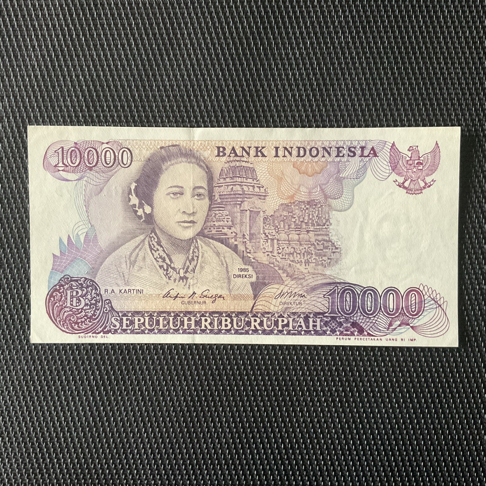 INDONÉSIE: 10 000 Rupiah 1985, Pick 126, Pr.NEUF/AUNC 🌐