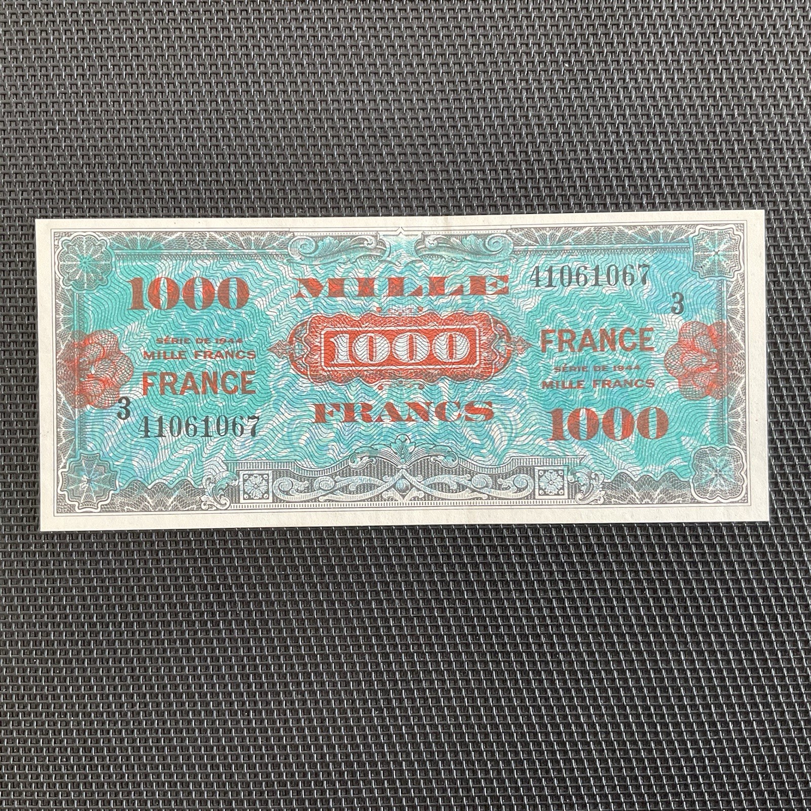 FRANCE: 1000F «  France » 1945, Série 3, VF27-03, SUP/XF 🇫🇷