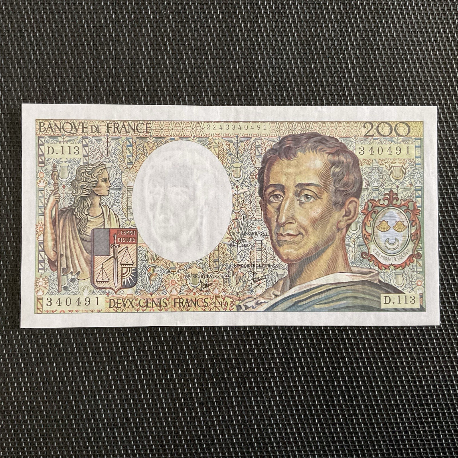 FRANCE: 200 Francs Montesquieu 1990, + rare, F70-10c, SPL/AU 🇫🇷