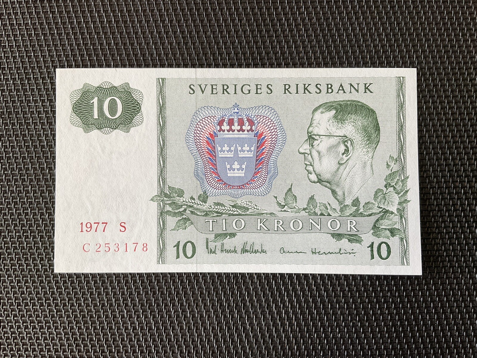 SUÈDE: 10 Kronor 1977, Pick 52d, NEUF/UNC 🌐
