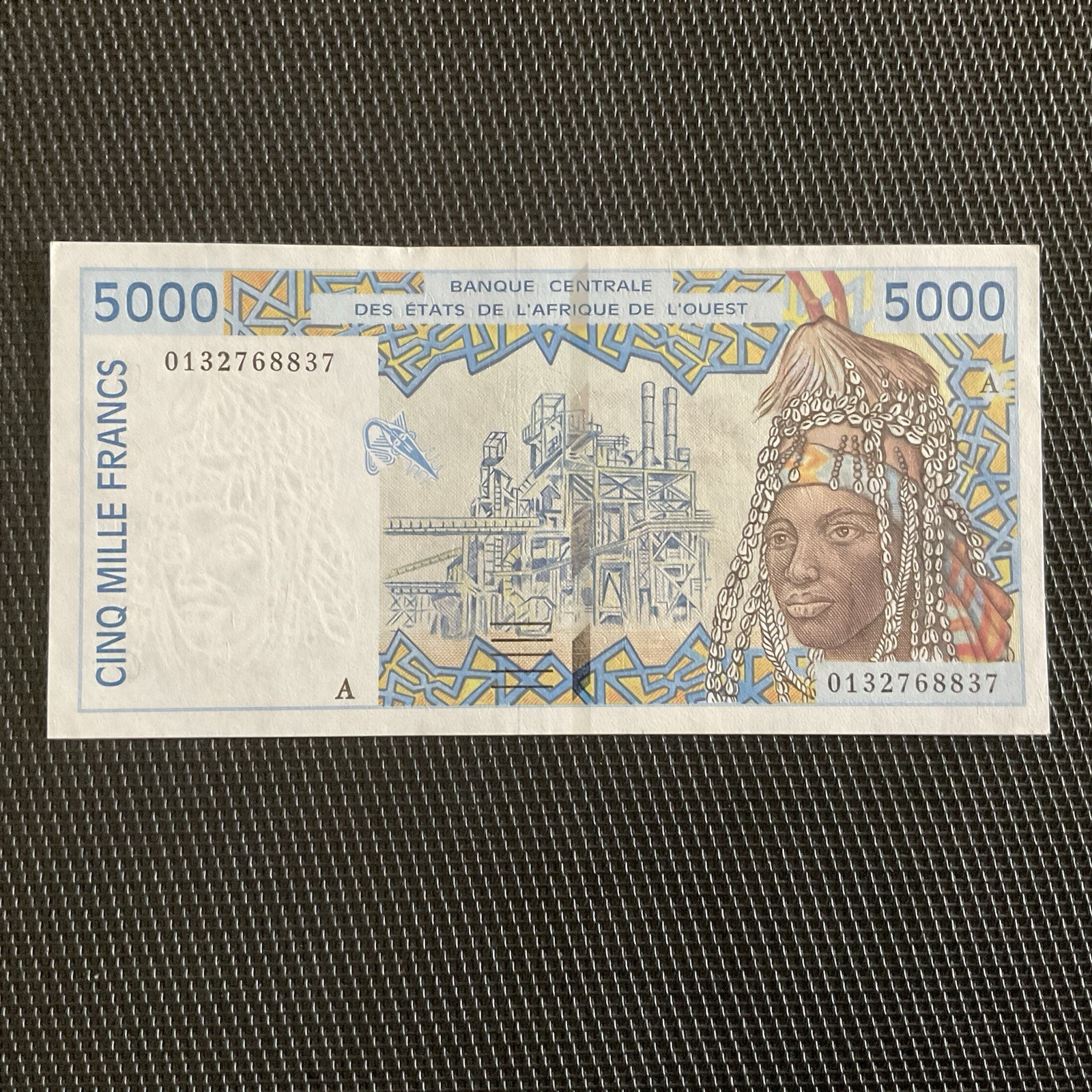 CÔTE D’IVOIRE: 5000 Francs 2001, BCEAO, Pick 113Ak, Pr.NEUF/AUNC 🔥