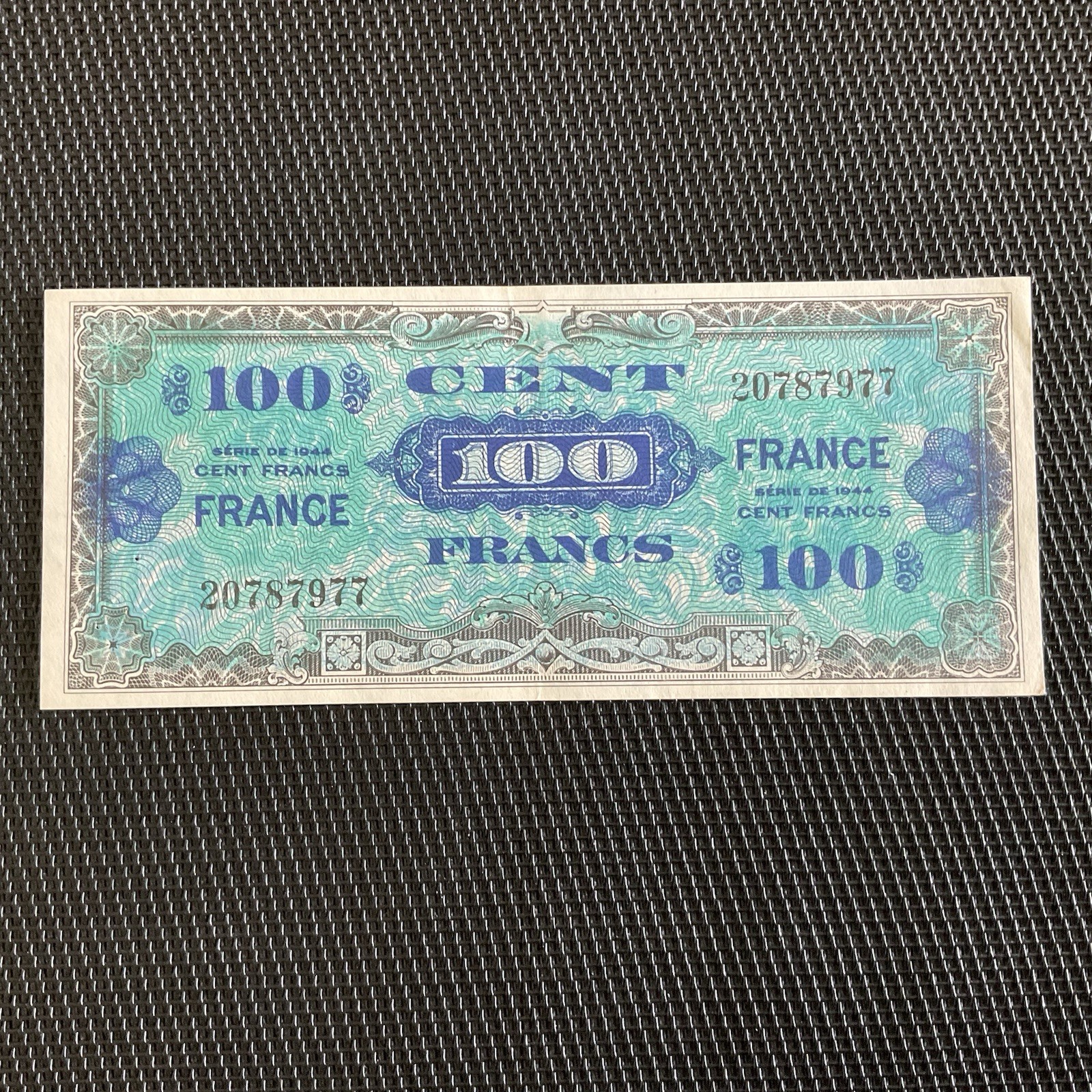 FRANCE: 100 Francs « France » 1945 Militaire, Sans Série, VF25-01, Pr.SPL/AU...