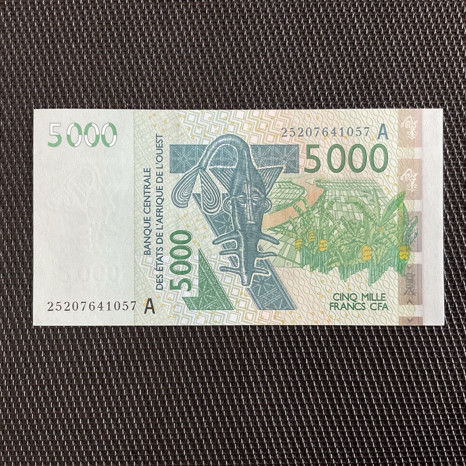 CÔTE D’IVOIRE: 5000 Francs 2025, BCEAO, Pick 117Ay, NEUF/UNC 💥