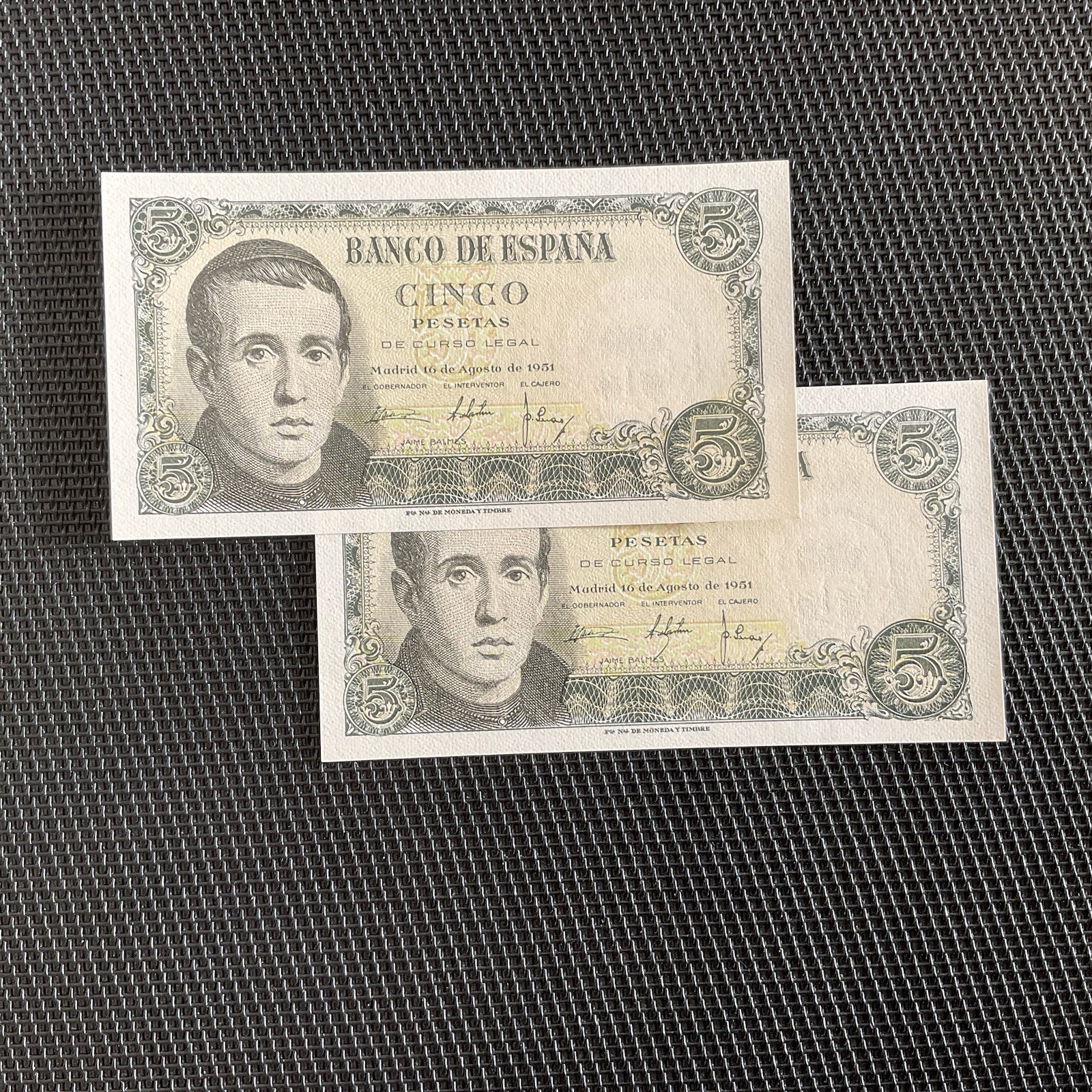 ESPAGNE: 5 Pesetas 16/08/1951, 2N° Consécutifs, Pick 140, NEUFS/UNC 💥