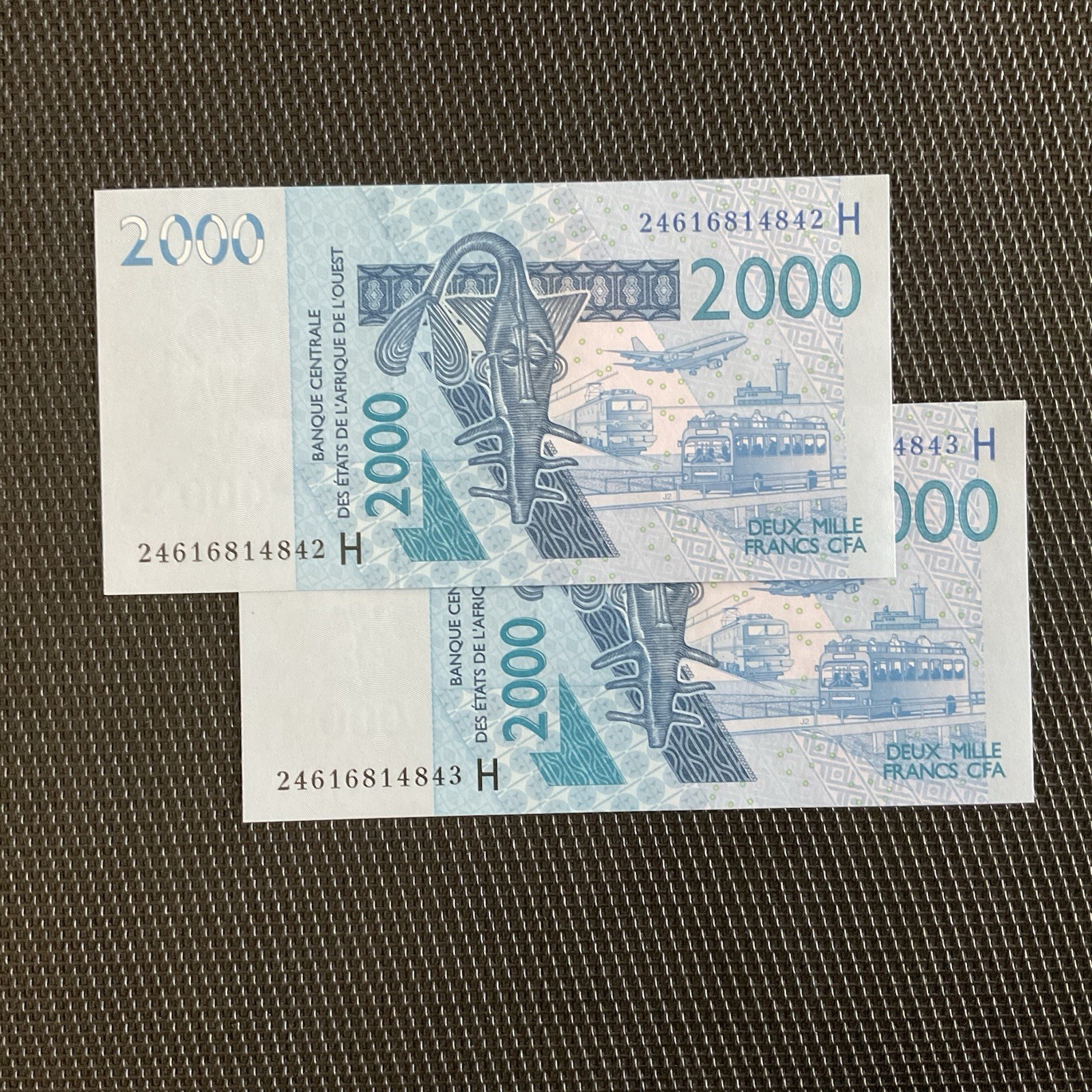 NIGER: 2000 Francs 2024, BCEAO, 2 N° Consécutifs, Pick 616Hw, NEUFS/UNC 🌐
