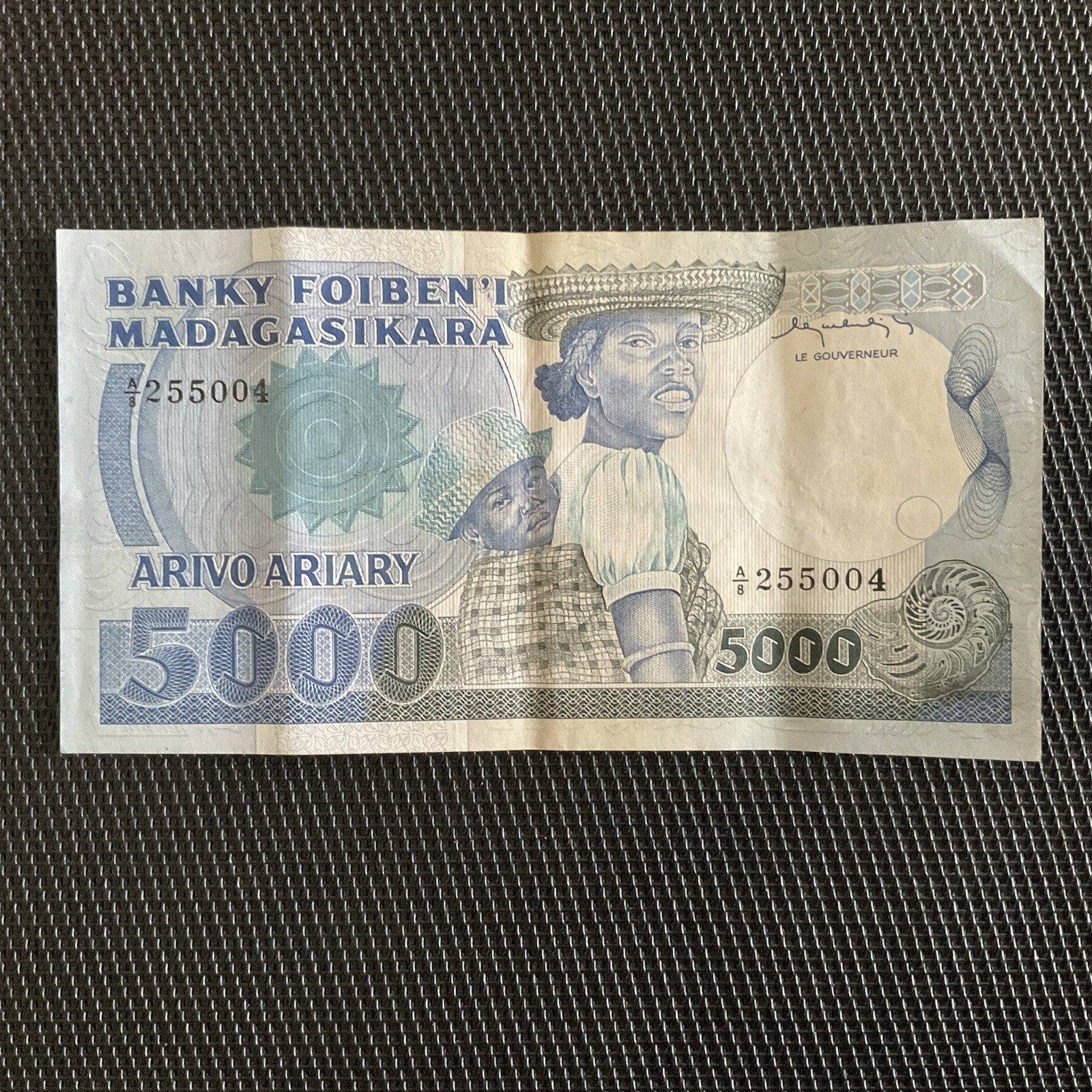 MADAGASCAR: 5000 Francs ND 1983, Pick 69a, TTB+/VF+ 🌐